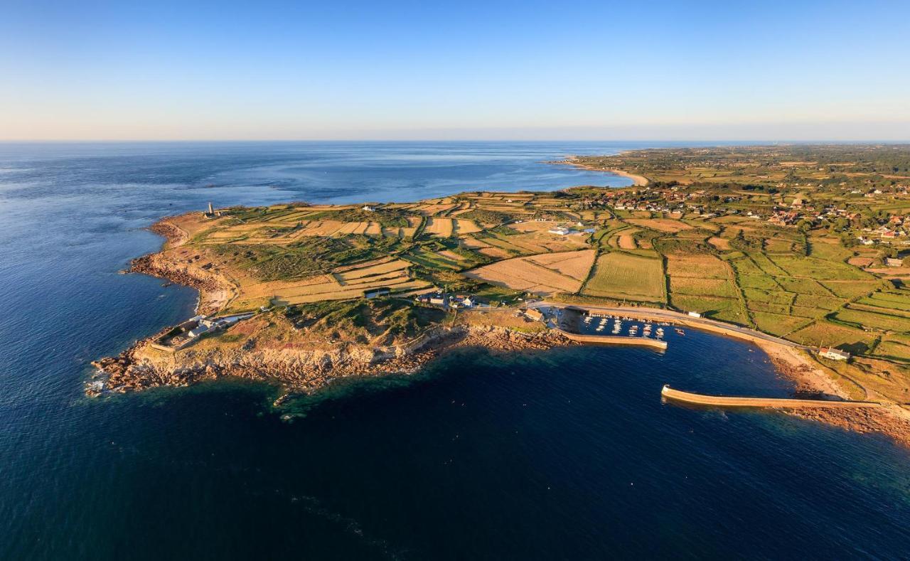 Maison Normande Proche De La Mer Et Des Commodites Vila Quettehou Exterior foto